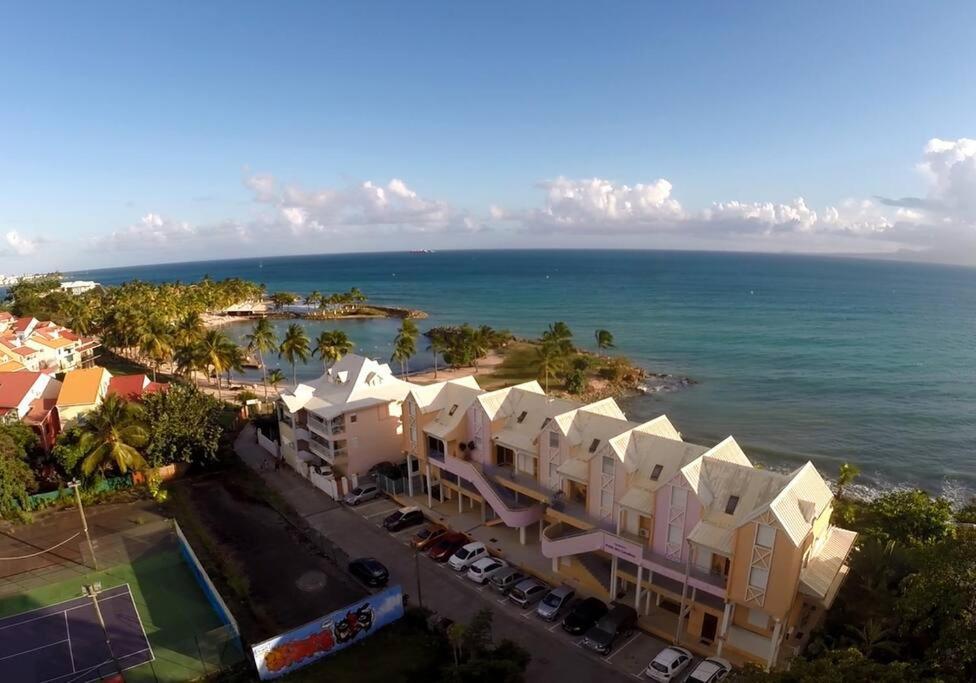 Appart. T2 De Luxe +Jacuzzi, Vue Mer Et Cote Plage Le Gosier  Exteriér fotografie